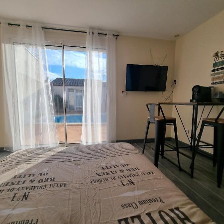 Chambre Avec Piscine Partagee Marcorignan Extérieur photo